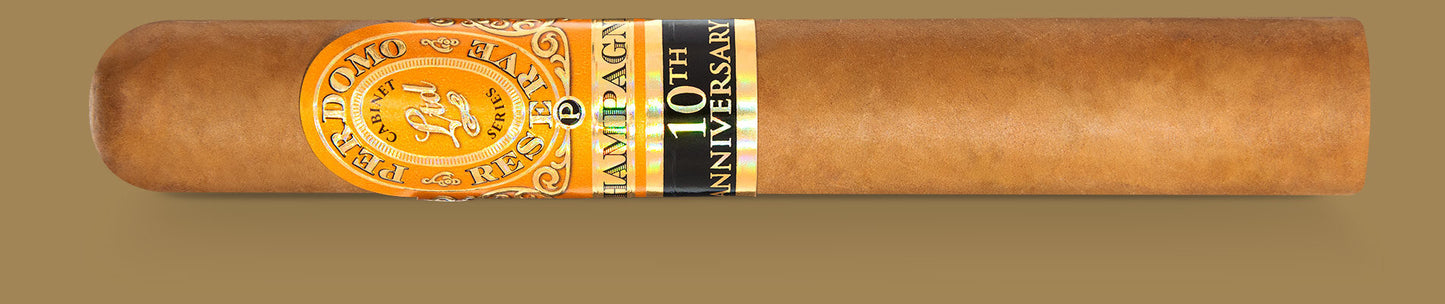 Perdomo Reserve 10th Anniversary Champagne Super Toro 6x60 image 1