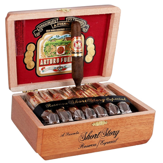 Arturo Fuente Hemingway Short Story  Natural 4x49 image 0