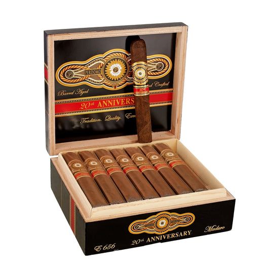 Perdomo 20th Anniversary Maduro Epicure  6x56 image 0
