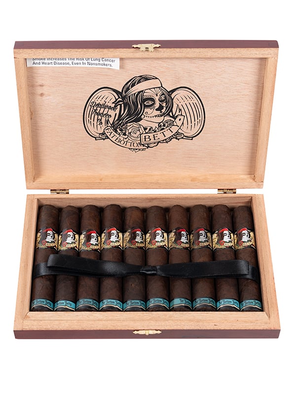 Deadwood Tobacco Co. Fat Bottom Betty Robusto image 0