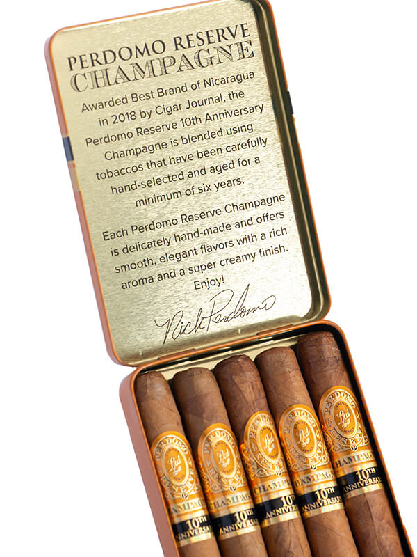 Perdomo Reserve 10th Anniversary Puritos Champagne 5x5 image 4